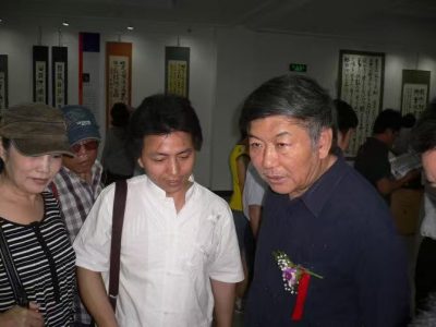 与中央美术学院导师王镛夫妇一起观展