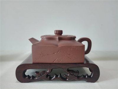 与陶刻名人 王雨（知一）合作（袁强制壶 知一陶刻）